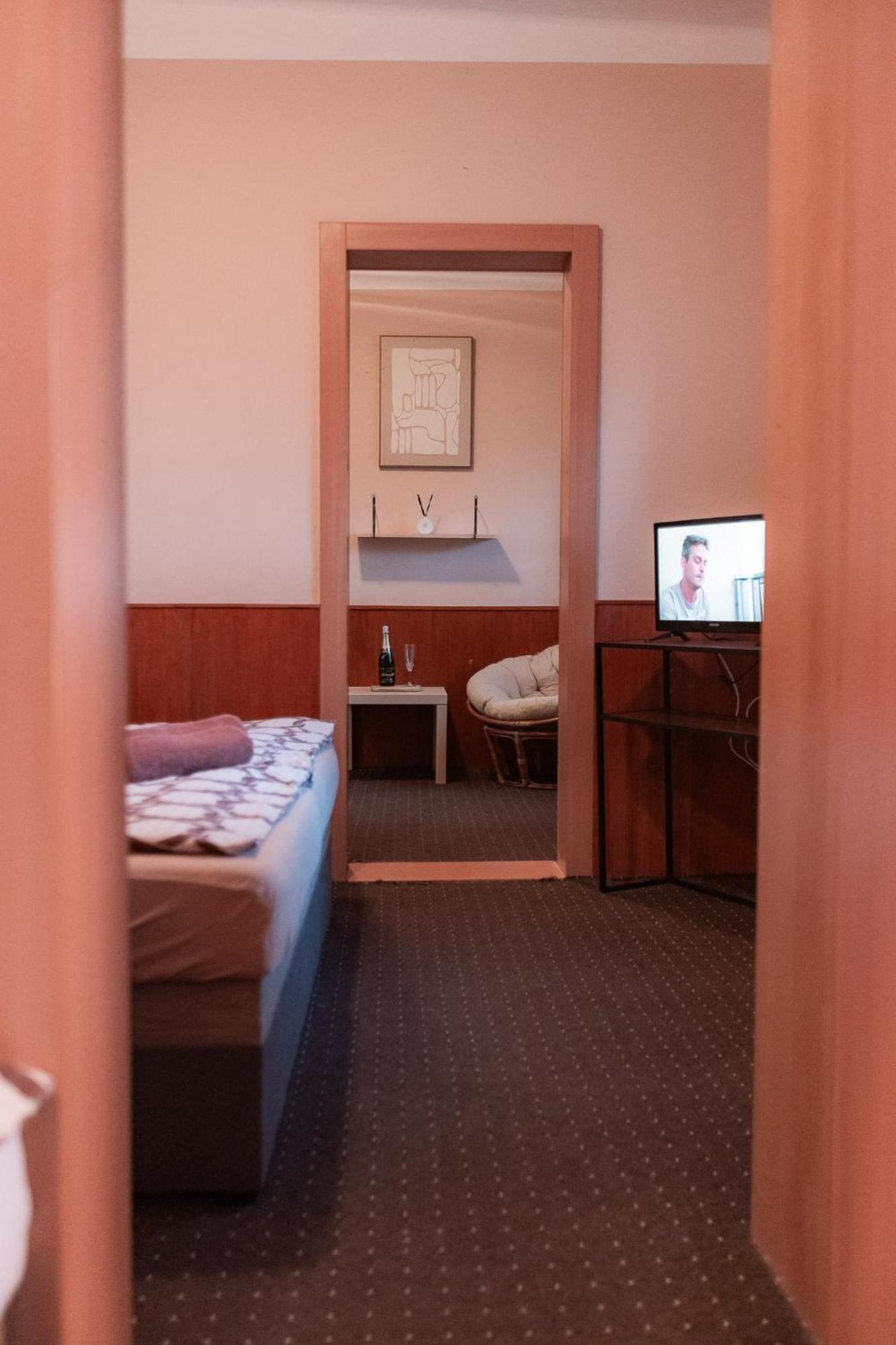 Hotel Rozkos Česká Skalice 部屋 写真